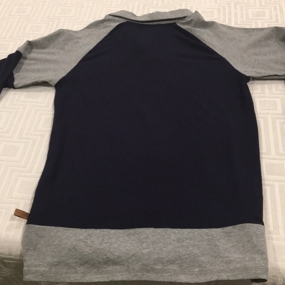 Boys long sleeve navy and gray polo shirt - Picture 4 of 4